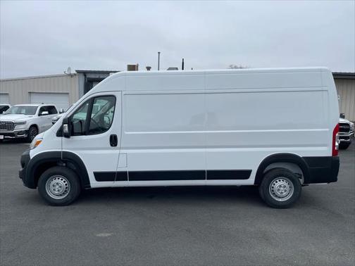 2025 RAM ProMaster 2500 Tradesman