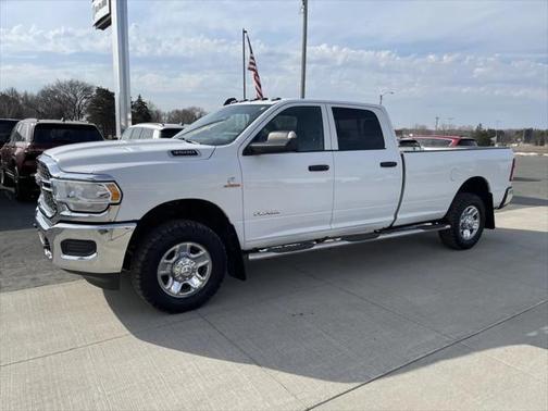 2021 RAM 3500 Tradesman Crew Cab 4x4 8' Box