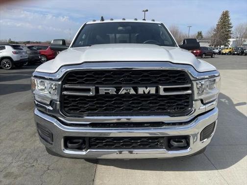 2021 RAM 3500 Tradesman Crew Cab 4x4 8' Box