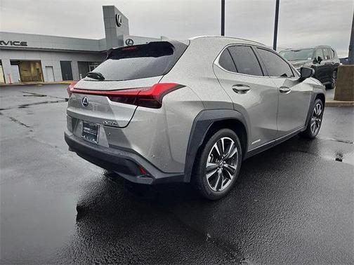 2022 Lexus UX 250h Base