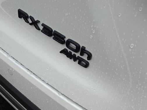 Eminent White Pearl 2026 Lexus RX 350h Premium+