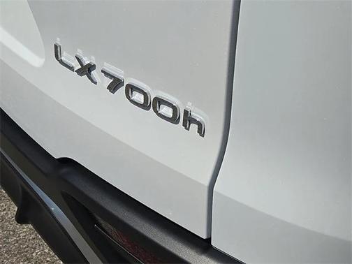 2025 Lexus LX 700h F SPORT