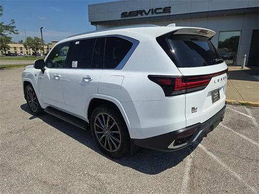 2025 Lexus LX 700h F SPORT