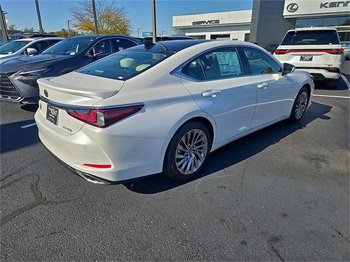 2025 Lexus ES 350 Luxury