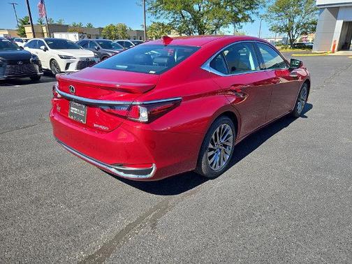 Matador Red Mica 2024 Lexus ES 300h Ultra Luxury