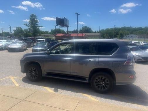 2023 Lexus GX 460 Premium