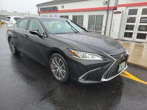 2023 Lexus ES 250 Base