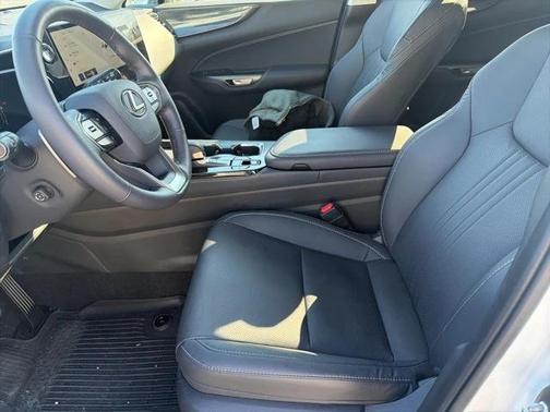 2025 Lexus NX 350h Premium