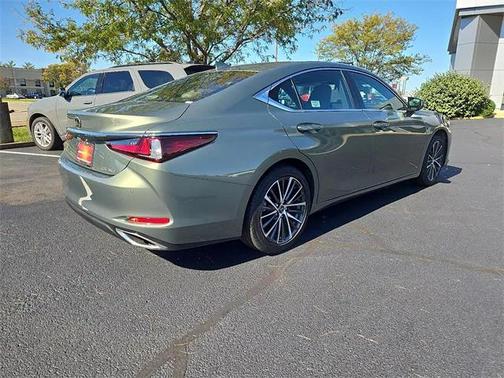 2025 Lexus ES 350 Base