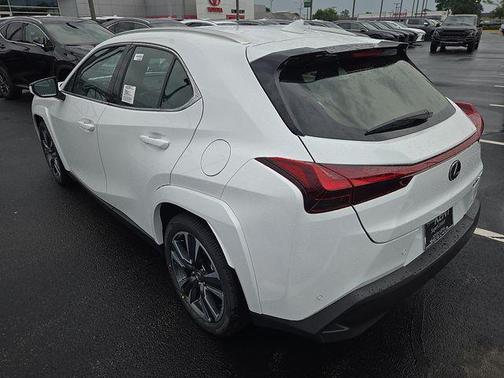 Ultra White 2026 Lexus UX 300h Premium