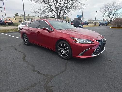 2025 Lexus ES 300h Base