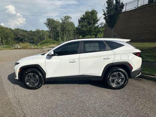 Creamy White Pearl 2025 Hyundai TUCSON Hybrid Blue