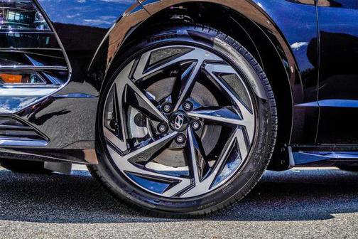 Abyss Black 2026 Hyundai SONATA SEL