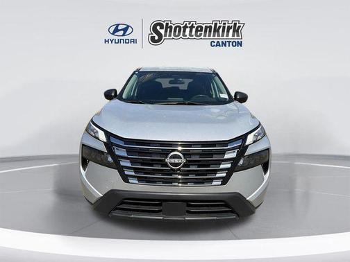 Brilliant Silver Metallic 2024 Nissan Rogue S