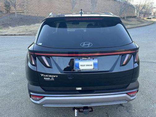 Phantom Black 2025 Hyundai TUCSON SEL Convenience