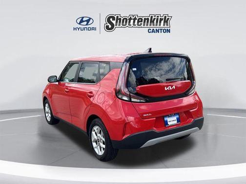 Inferno Red 2023 Kia Soul LX
