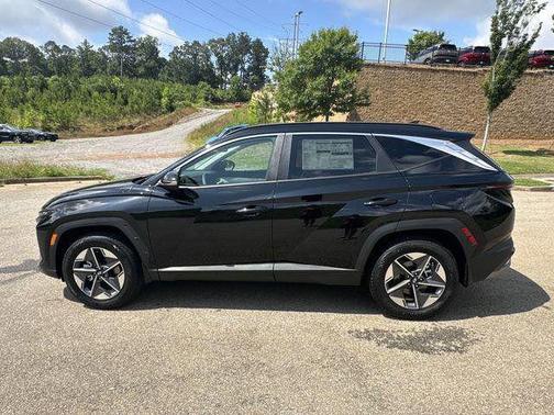 Phantom Black 2025 Hyundai TUCSON SEL Convenience