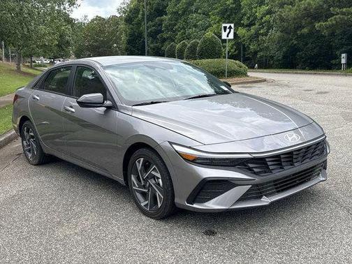 Fluid Metal 2025 Hyundai ELANTRA HEV SEL Sport