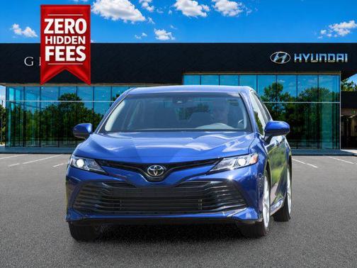 Midnight Black Metallic 2018 Toyota Camry LE