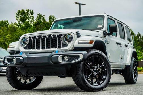 Bright White Clearcoat 2024 Jeep Wrangler 4xe Sahara