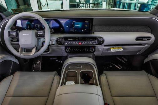 Creamy White Pearl 2026 Hyundai Palisade Hybrid Limited