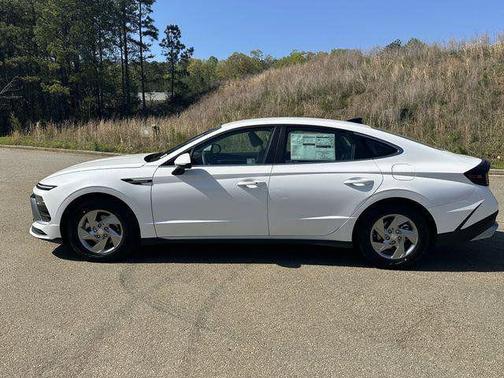 Serenity White 2025 Hyundai SONATA SE