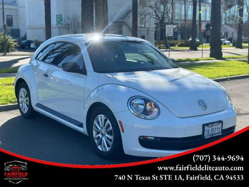 2012 Volkswagen Beetle Base