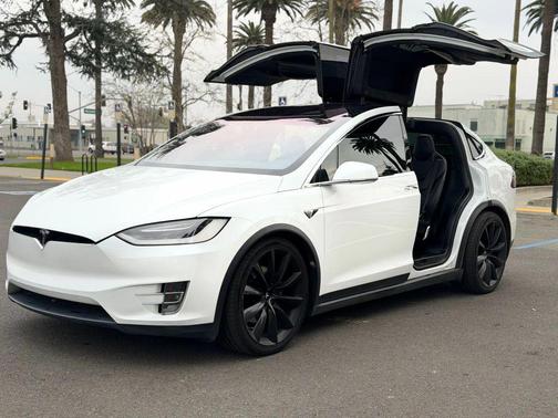 2017 Tesla Model X 75D