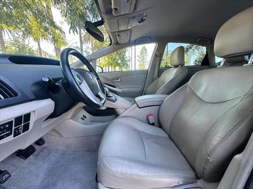 2010 Toyota Prius IV