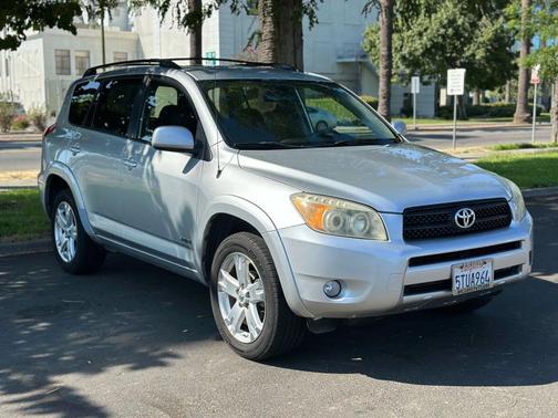 2006 Toyota RAV4 Sport