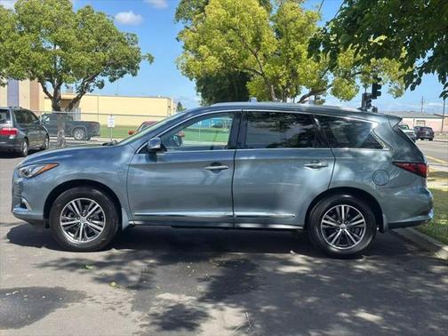 2017 INFINITI QX60 Base