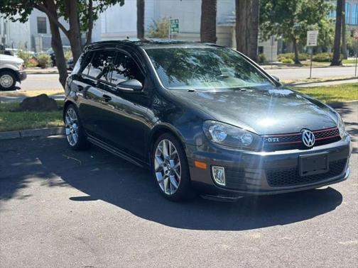 2014 Volkswagen GTI Wolfsburg Edition