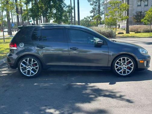 2014 Volkswagen GTI Wolfsburg Edition