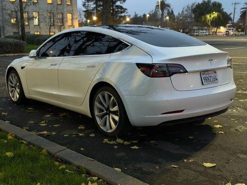 2019 Tesla Model 3 Standard Range