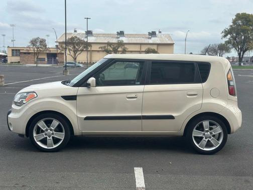 2010 Kia Soul !