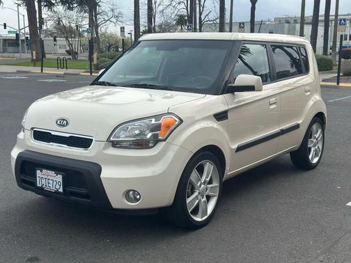 2010 Kia Soul !