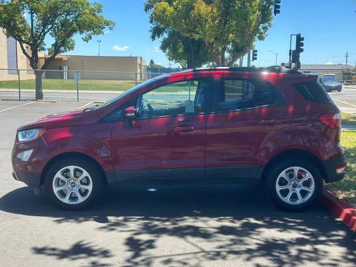 Ruby Red Metallic Tinted Clearcoat 2020 Ford EcoSport SE