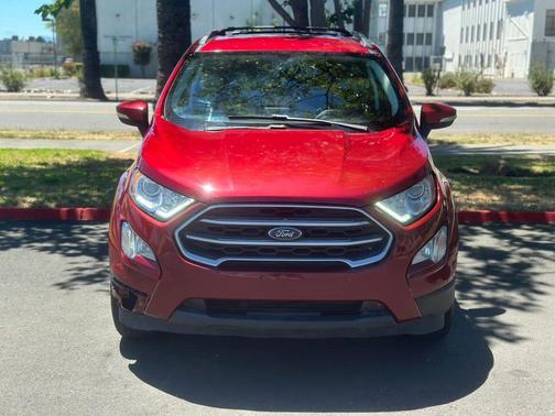 Ruby Red Metallic Tinted Clearcoat 2020 Ford EcoSport SE