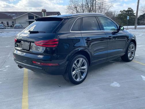 2015 Audi Q3 2.0T Premium Plus