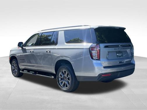 Sterling Gray Metallic 2023 Chevrolet Suburban Z71