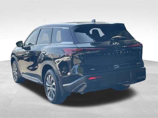 Diamond Black 2025 INFINITI QX60 Pure