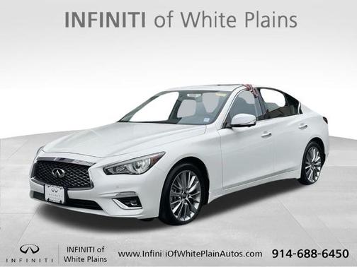 2024 INFINITI Q50 LUXE