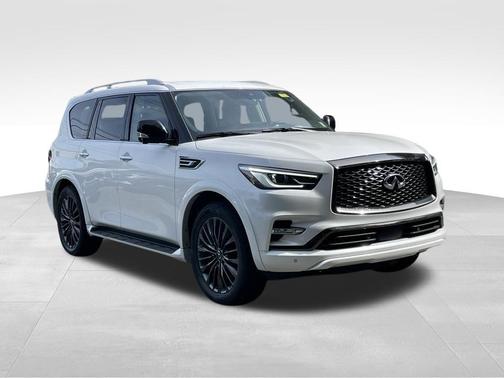 Moonstone 2023 INFINITI QX80 PREMIUM SELECT