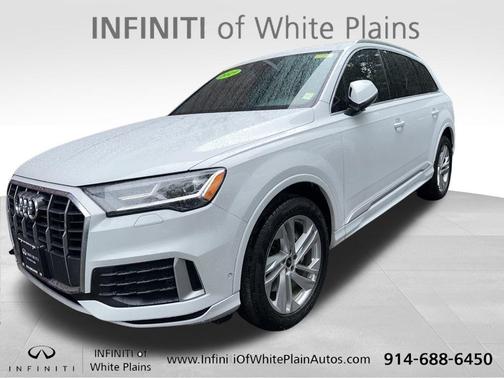 Glacier White Metallic 2021 Audi Q7 45 Premium Plus