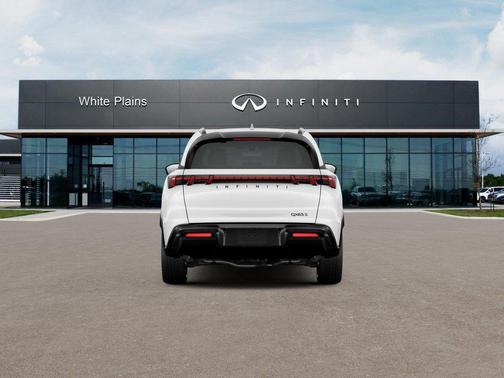 White 2027 INFINITI QX65