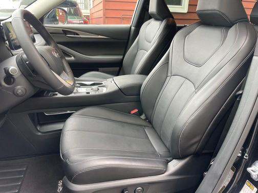 Black Obsidian 2026 INFINITI QX60 Pure