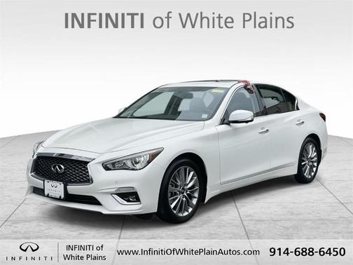2024 INFINITI Q50 LUXE