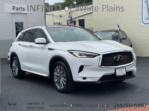 2023 INFINITI QX50 LUXE