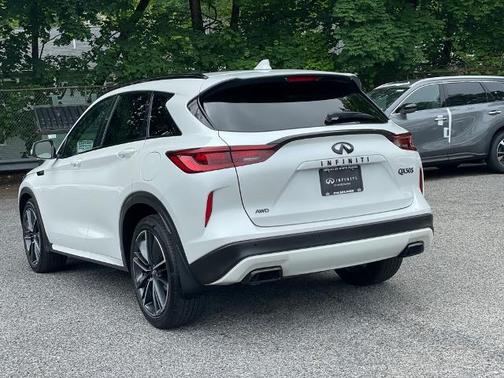 2023 INFINITI QX50 SPORT