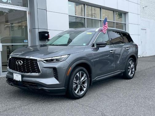 2024 INFINITI QX60 LUXE